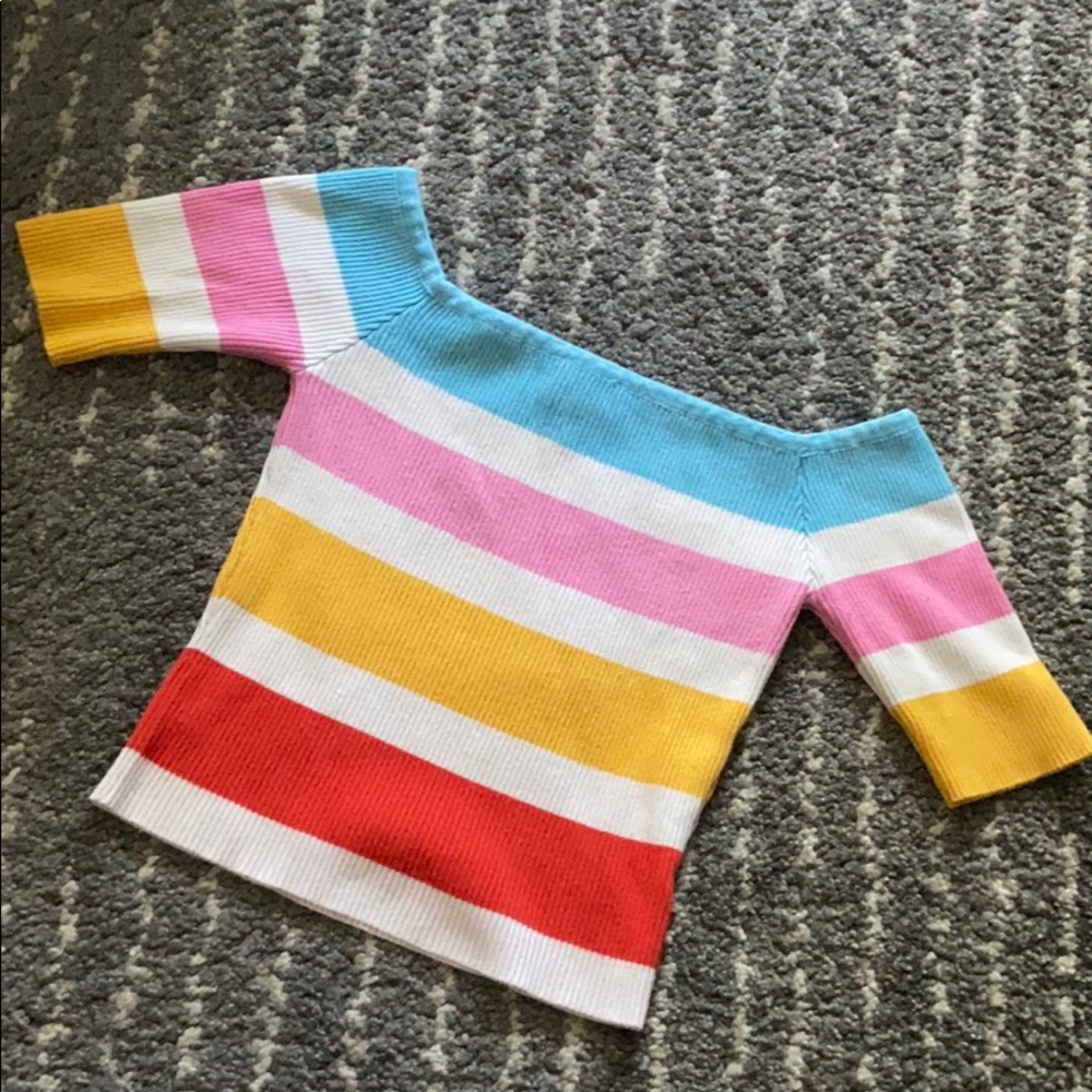 Cute colorful crop top!!